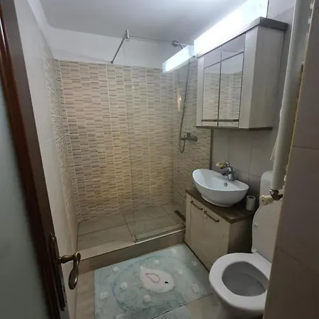 Clasic Apartment Nufarul Oradea Exterior photo